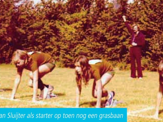 1975 AV Spirit Herman Sluijter als starter op de grasbaan AV Spirit