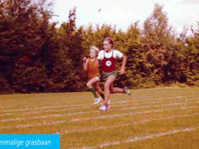1976 Peter de Boer op de toenmalige grasbaan van AV Spirit