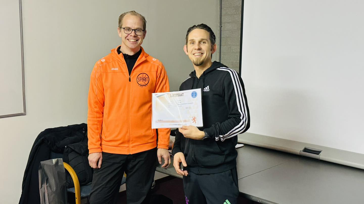 9 nieuwe AV Spirit assistent trainers