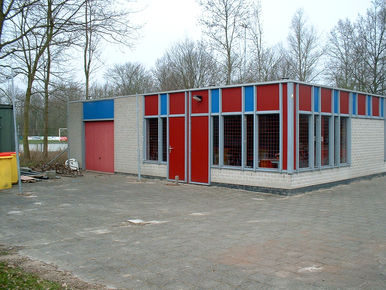 het gebouw tot 2004